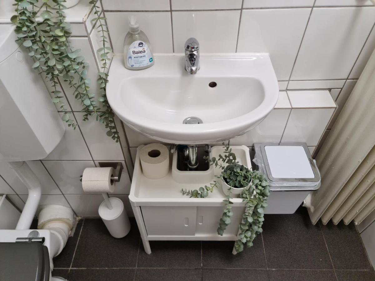 Schoene Ferienwohnung Im Zentrum Mit Self Check-In Und Free Wifi Essen Exteriör bild